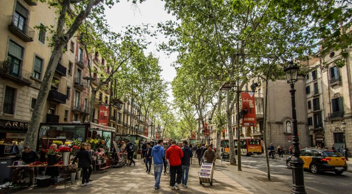 5 Sugestões de Carlos Ruiz Zafón para quem vai a Barcelona