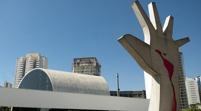 Cine drive-in chega ao Memorial da América Latina em junho