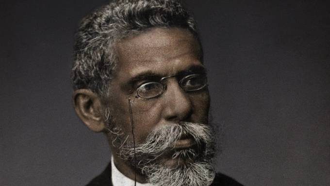 Lives literárias: confira o que assistir nessa semana