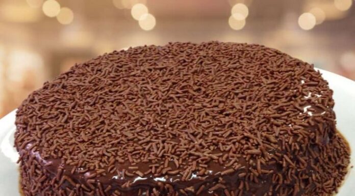 Bolo de Chocolate Fofinho: Uma Delícia Irresistível