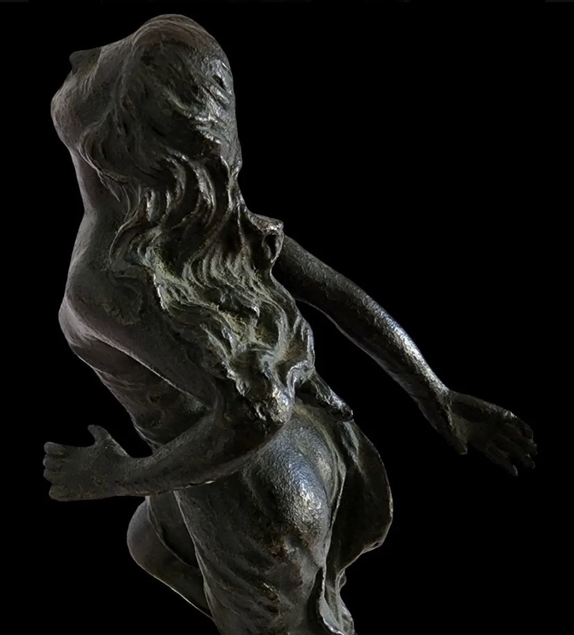 Diana Potter: Entre a Escultura e a Pintura, a Celebração da Natureza em Forma e Cor 1