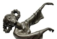 Escultura Francesa em Bronze do Século XIX: A Elegância do Estilo Chiparus e o Brilho da Escultura Decorativa Europeia