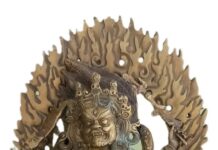 Mahakala, Senhor do Tempo: A Face Poderosa da Proteção no Budismo Tibetano