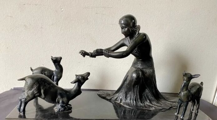 Bronze, Elegância e História: O Fascínio das Esculturas do Início do Século XX