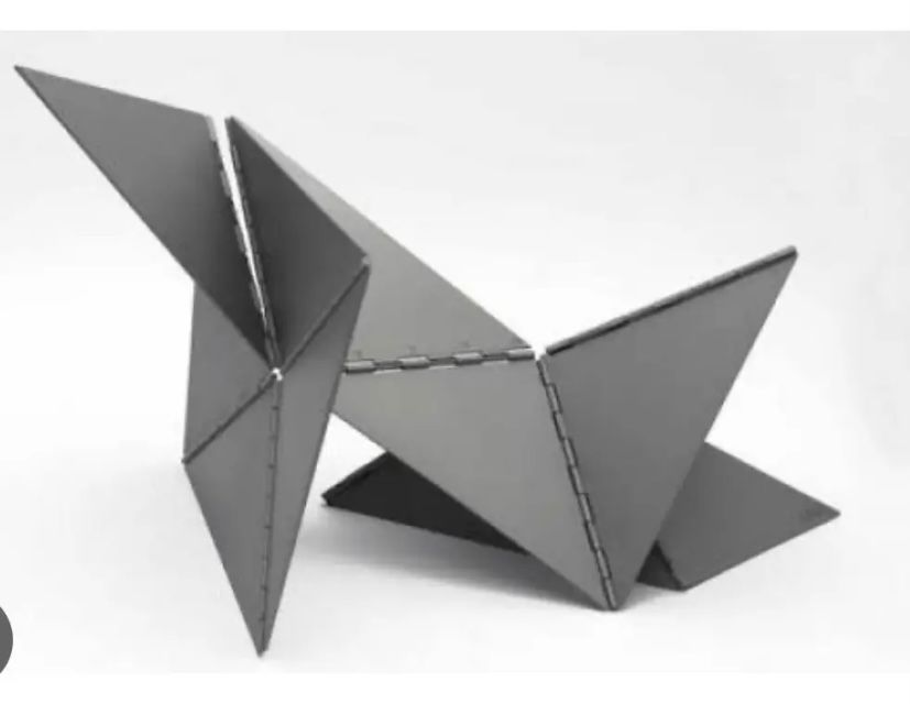 Lygia Clark: A Artista Brasileira que Transformou a Arte em Experiência Viva. 2